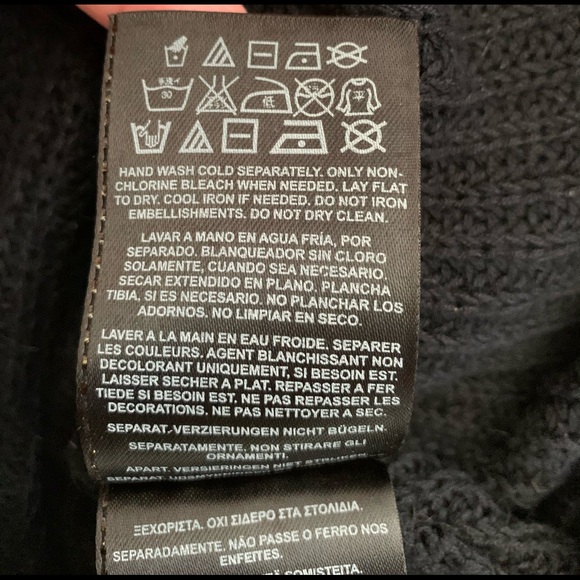 Guess Knit Sheer Black Sweater Sz Medium - Picture 8 of 9